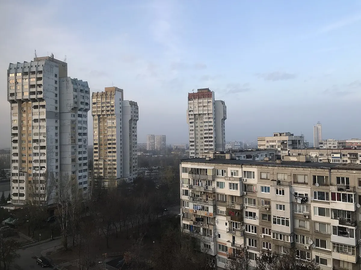 Жилищни блокове в квартал „Света Троица“ в София