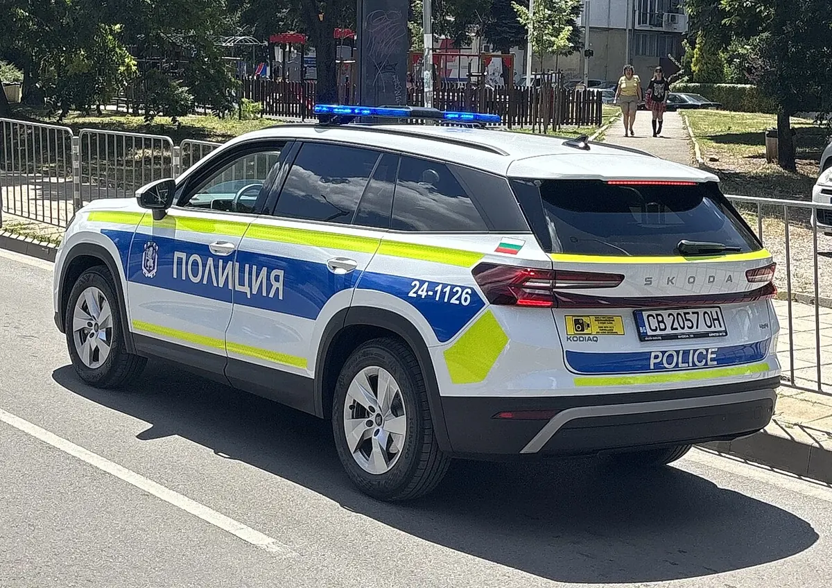 Полицейски автомобил в София