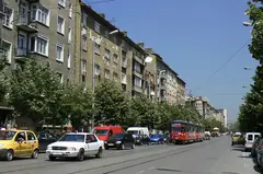 Булевард „Христо Ботев“ в София с трамвайната линия