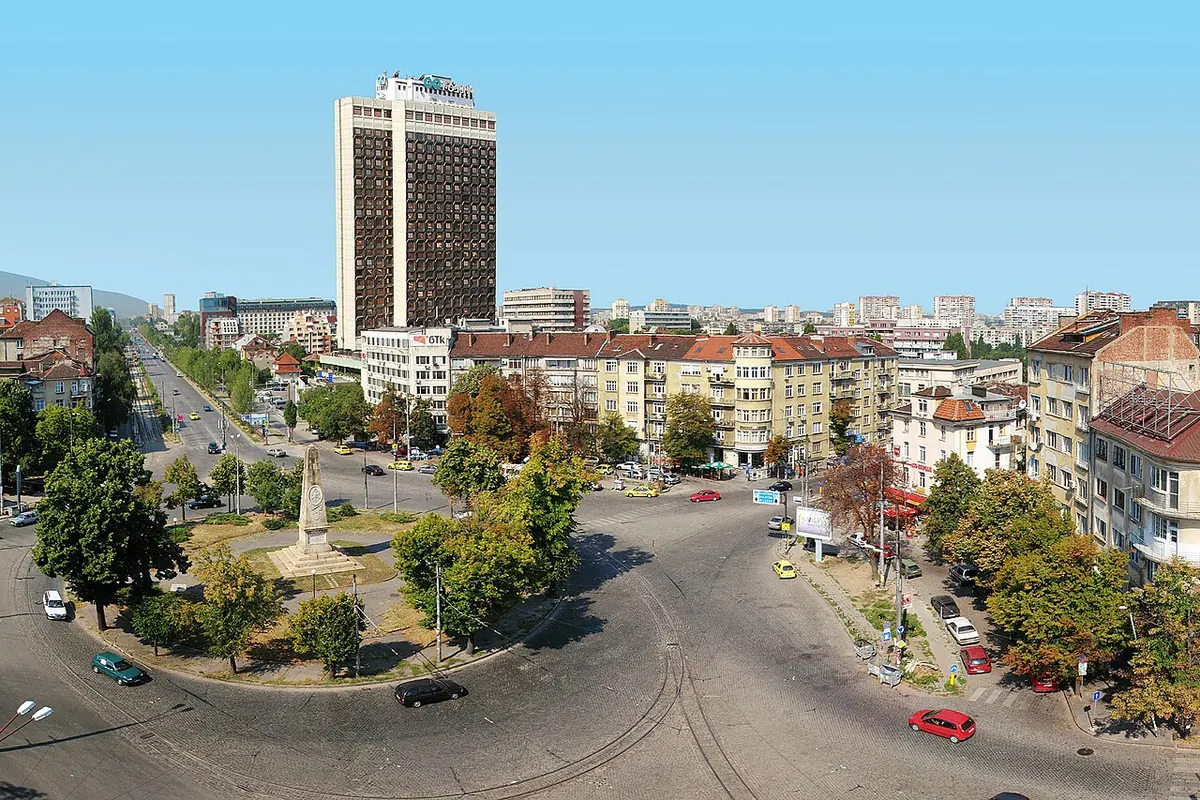 Снимка: Ruski Pametnik junction Sofia Bulgaria by Boby Dimitrov