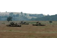 Танкове Т-72 на Българската армия на учение