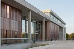 Входът на сградата на Западния апелативен съд на Дания (Vestre Landsret) във Виборг